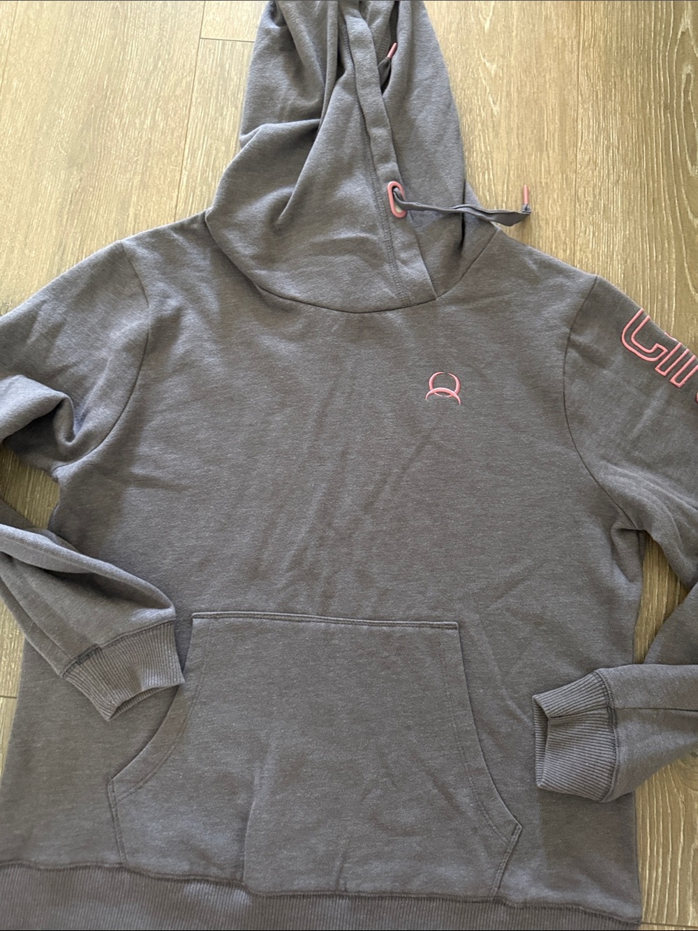 CINCH women's logo hoodie